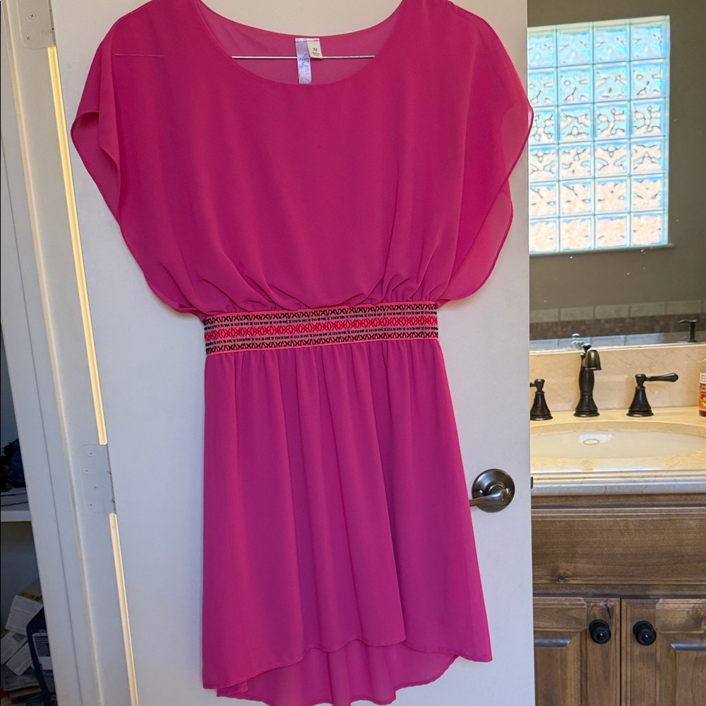 Alya Vibrant Pink Garment
